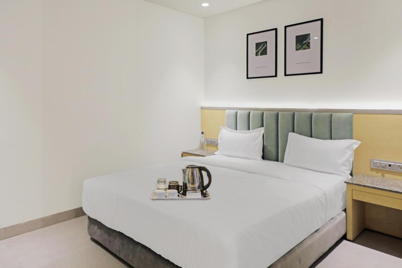 Fabhotel Oasis Yellow Courtyard โบปาล ภายนอก รูปภาพ