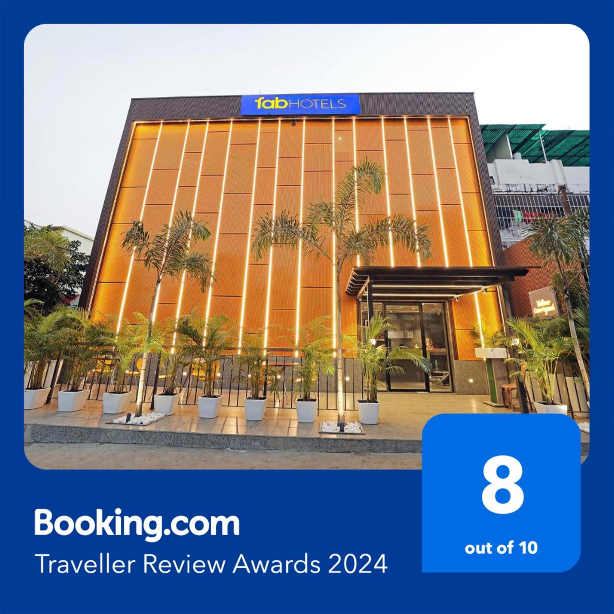 Fabhotel Oasis Yellow Courtyard โบปาล ภายนอก รูปภาพ